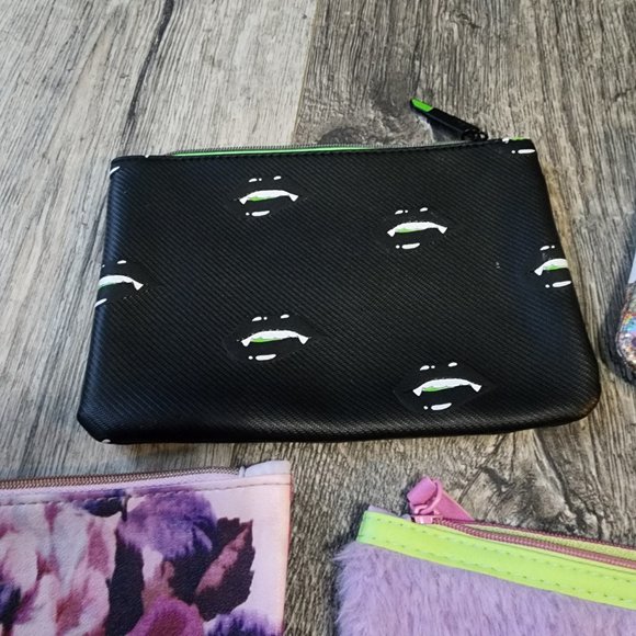 6 Ipsy Bags - Picture 2 of 7